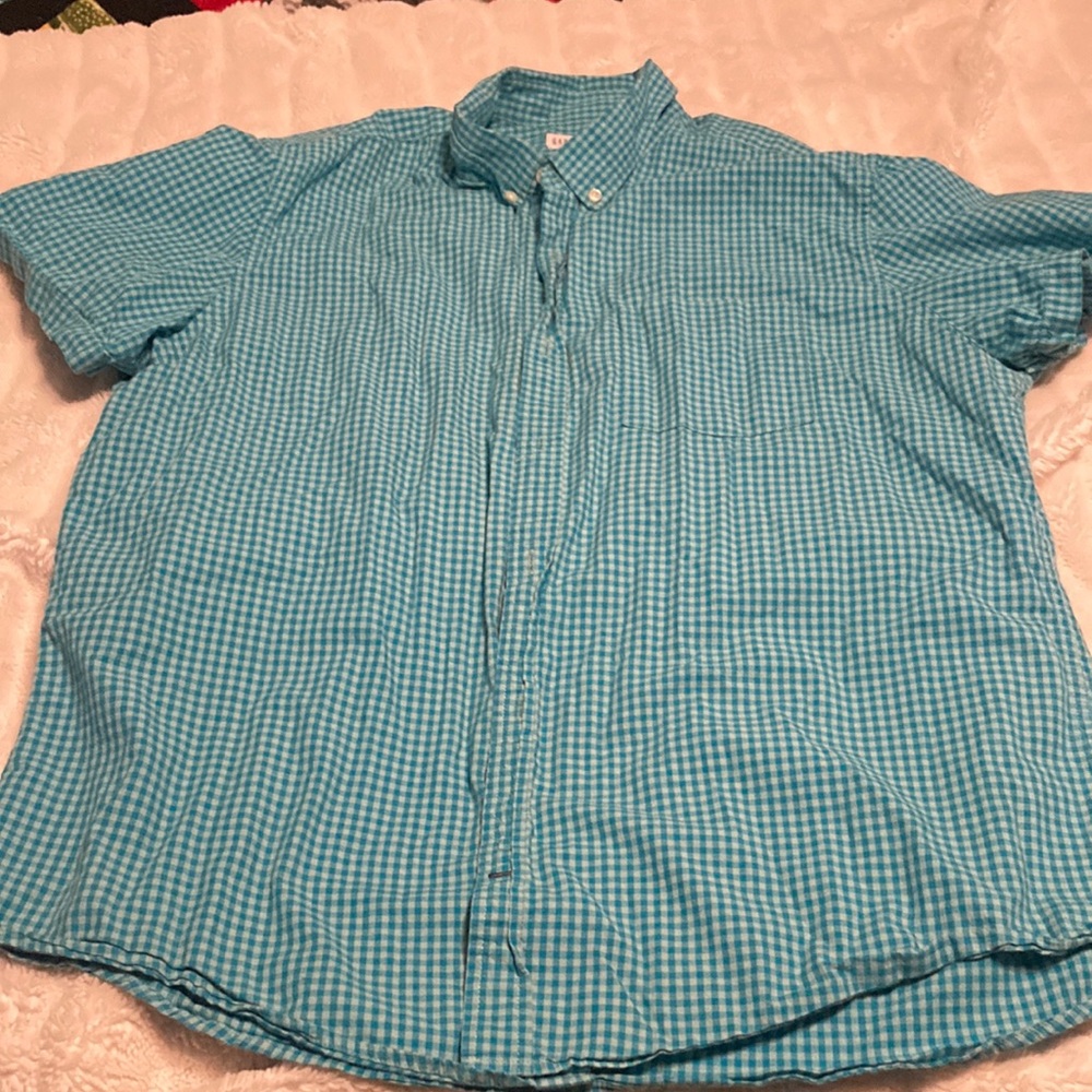 GAP shirt